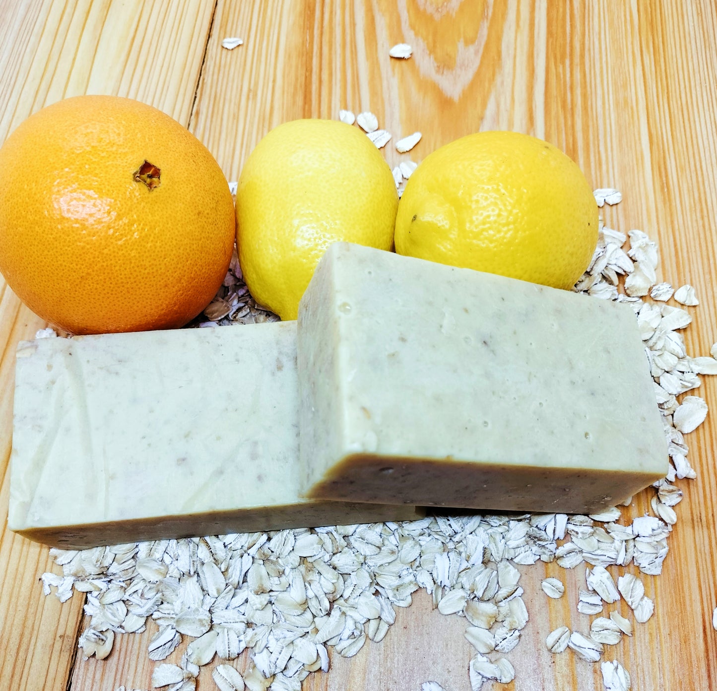 All-Natural Handmade Shea Butter, Oatmeal, Turmeric & Citrus Soap - Lemon Orange